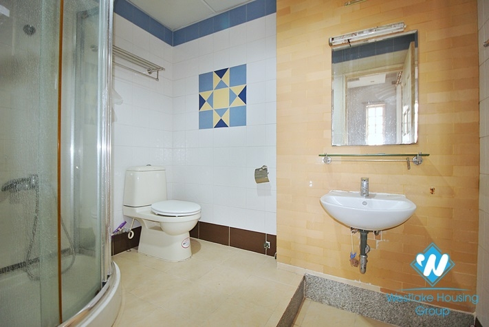 A corner house for rent in Tay Ho, Ha Noi
