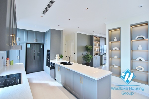 Gorgeous modern 4 bedroom apartment in To ngoc van, Tay ho