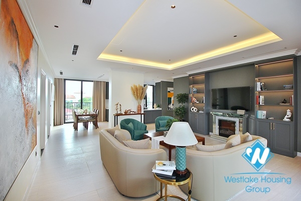 Gorgeous modern 4 bedroom apartment in To ngoc van, Tay ho