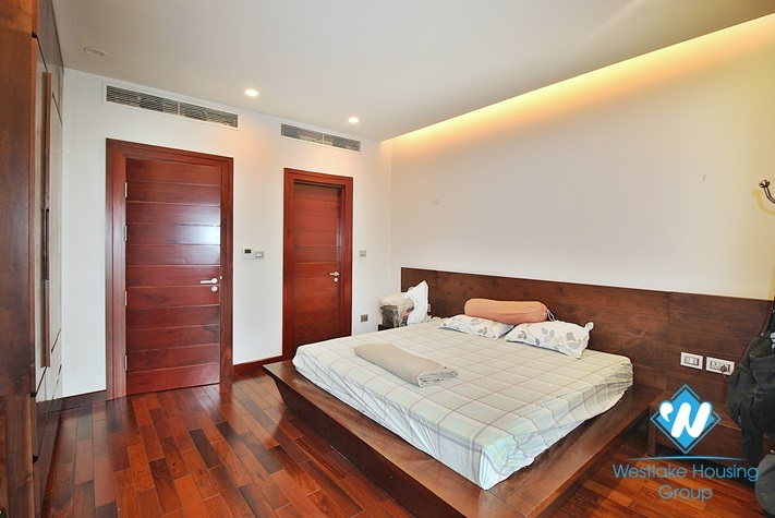 Garden 5 bedrooms villa for rent in Tay Ho, Ha Noi
