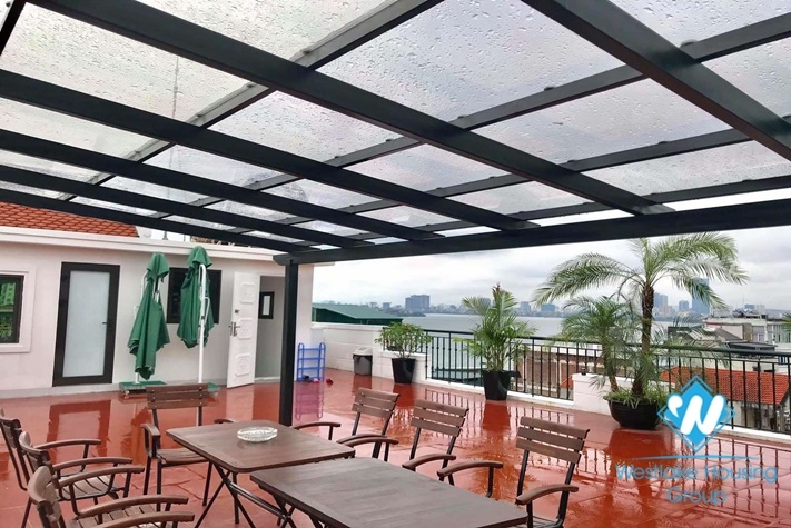 A brand new Studio apartment for rent in Lac Long Quan st, Tay Ho district.