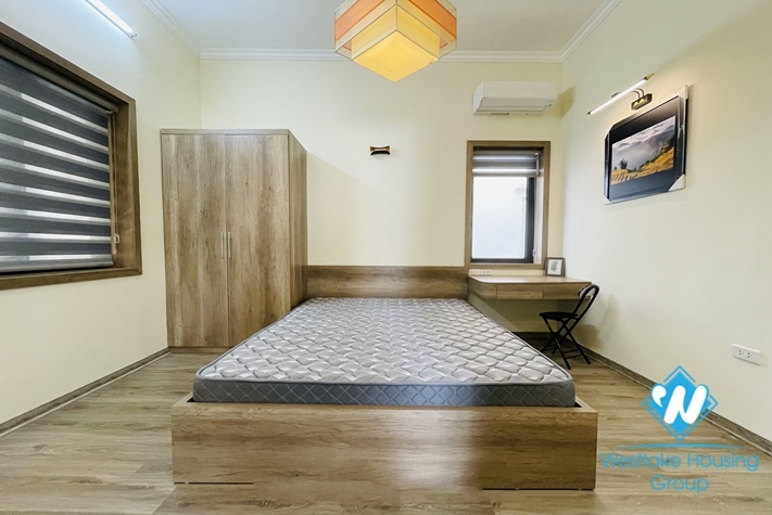 A beautifully house 4 bedroom for rent in Vong Thi st , Tay Ho district.