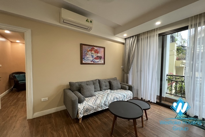 One bedrooms apartment for rent in Ho Ba Mau st , Dong Da district.