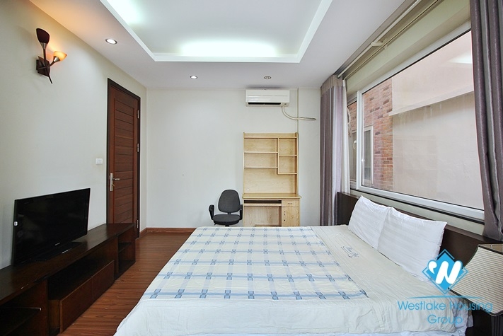 One bedroom furnished apartment for rent in Dang Thai Mai, Tay Ho, Hanoi