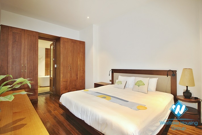 A marvellous 4 bedroom apartment for rent on Dang Thai Mai street, Tay Ho District