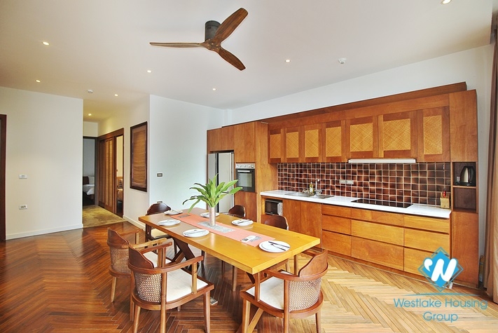 A marvellous 4 bedroom apartment for rent on Dang Thai Mai street, Tay Ho District