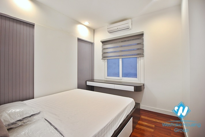 Modern lake view apartment for rent in Tay Ho, Hanoi