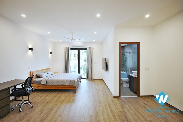 A recently remodeled minimalist house in Tay Ho Westlake for rent