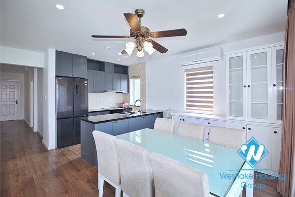 Beautiful lake view 2 bedroom apartment in To ngoc van, Tay ho