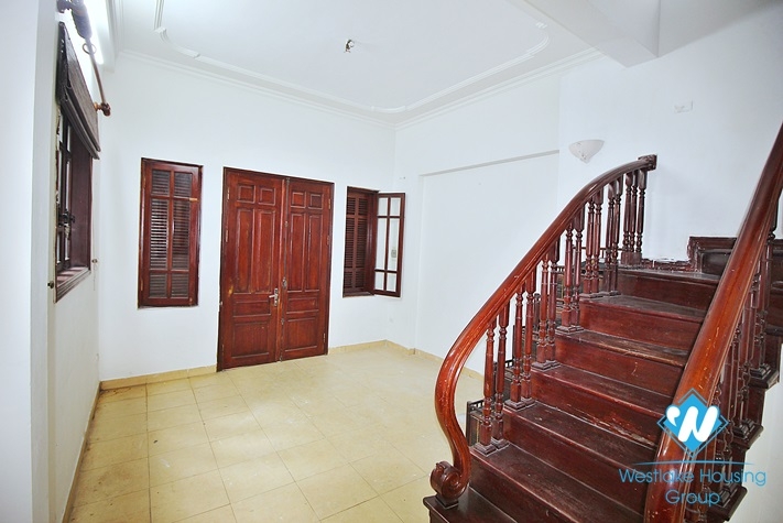 04 bedrooms house with nature light for rent in Tay Ho district 