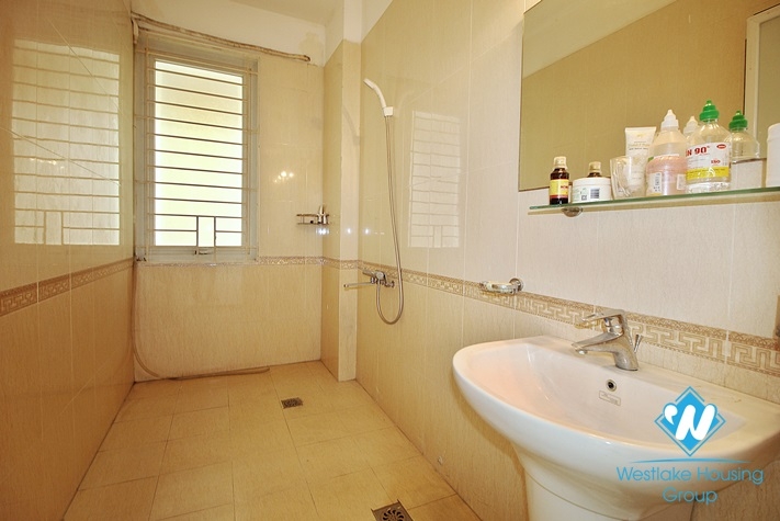 Unfurnished house for rent in An Duong Vuong st, Tay Ho