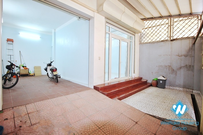 Unfurnished house for rent in An Duong Vuong st, Tay Ho