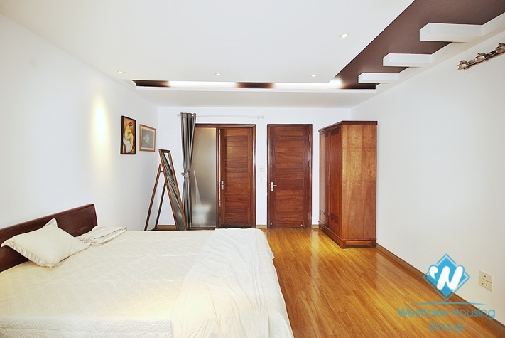 An affordable 4 bedrooms house for rent in Au Co street, Tay Ho