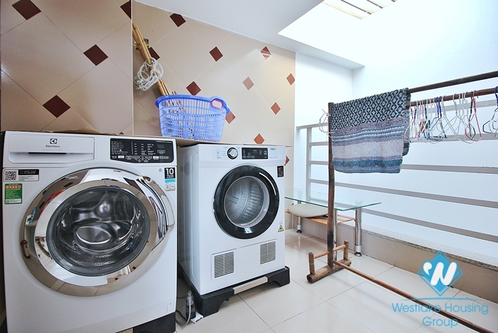 An affordable 4 bedrooms house for rent in Au Co street, Tay Ho