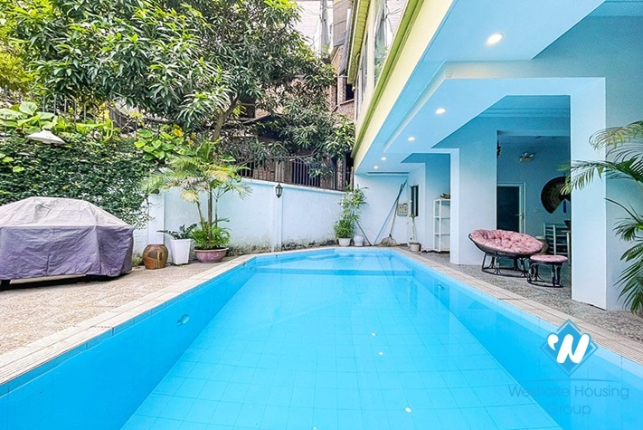 Beautiful new house for rent in Tay Ho back yard swimming pool