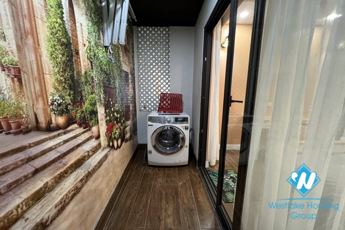 One bedrooms apartment for rent in Ho Ba Mau st , Dong Da district.