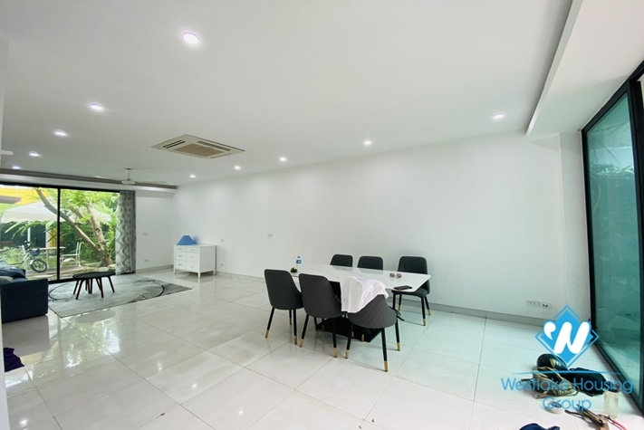 Beautiful house with large garden for rent in Tay Ho Area, Ha Noi