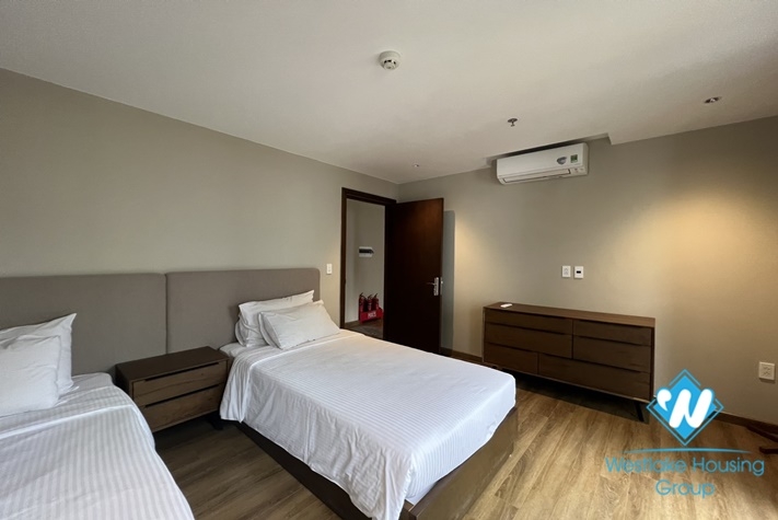 Brand new 2 bedroom apartment for rent in Truc Bach street , Ba Dinh 