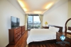 Spacious and lake view 3beds apartment for rent in Xuan Dieu, Tay Ho