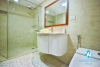 Spacious and lake view 3beds apartment for rent in Xuan Dieu, Tay Ho