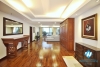 Spacious and lake view 3beds apartment for rent in Xuan Dieu, Tay Ho