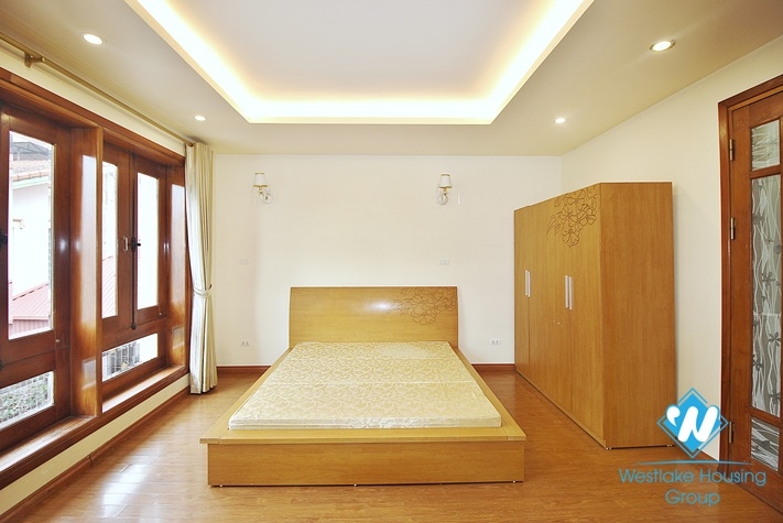 Beautiful and quiet house for rent in Tay Ho area , Ha Noi.