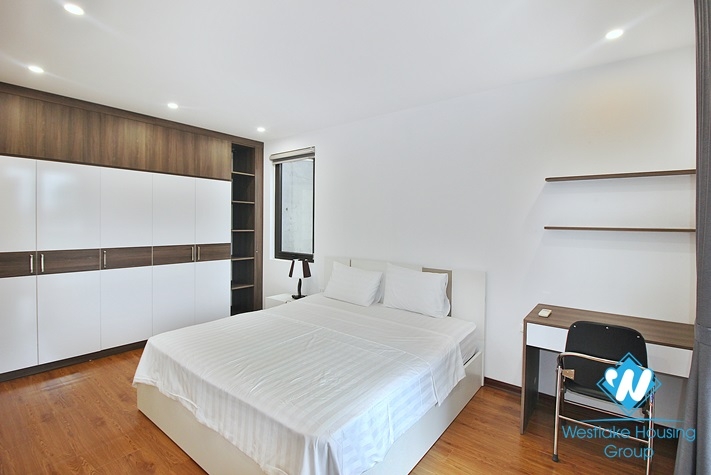 Bright 2 bedrooms apartment for rent in Tay Ho area, Ha Noi