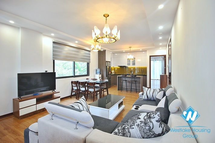 Bright 2 bedrooms apartment for rent in Tay Ho area, Ha Noi