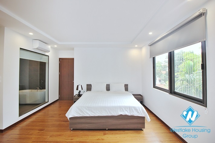 Bright 2 bedrooms apartment for rent in Tay Ho area, Ha Noi