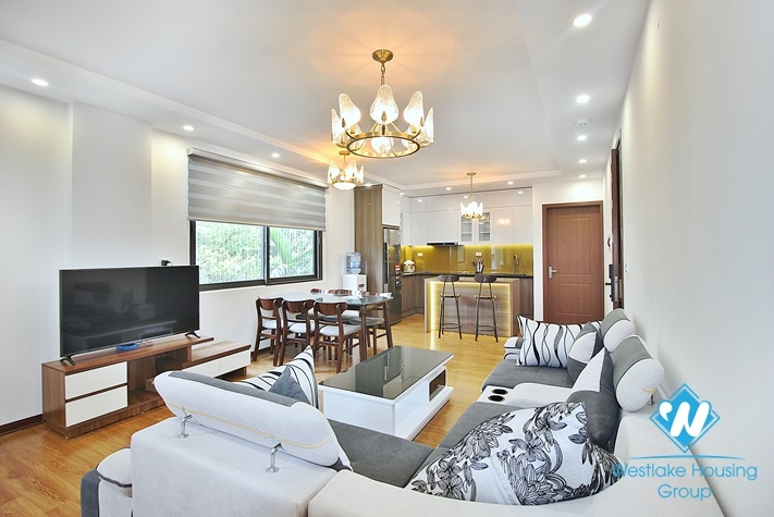 Bright 2 bedrooms apartment for rent in Tay Ho area, Ha Noi