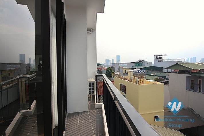 Lake view and high floor 3beds apartment for rent in Dang Thai Mai st, Tay Ho