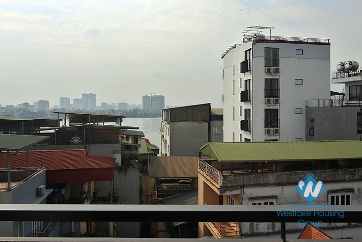 Lake view and high floor 3beds apartment for rent in Dang Thai Mai st, Tay Ho