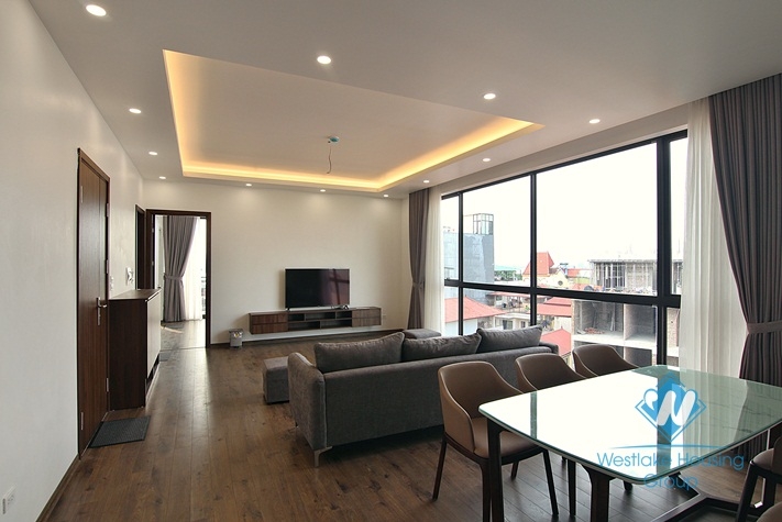 Lake view and high floor 3beds apartment for rent in Dang Thai Mai st, Tay Ho