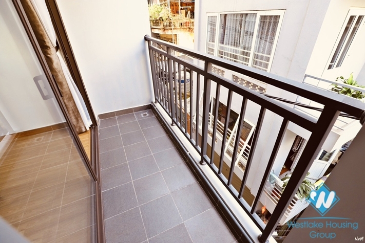 Spacious 1 bedroom apartment for rent in Tay Ho, Ha Noi