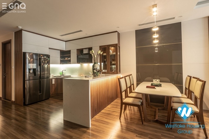 Beautifull apartment in S2A Tower, Sun Grand Thuy Khue, Tay Ho, Ha Noi