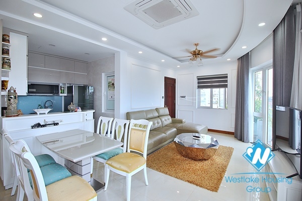 Lake view 1 bedroom apartment for rent in Quang an, Tay ho