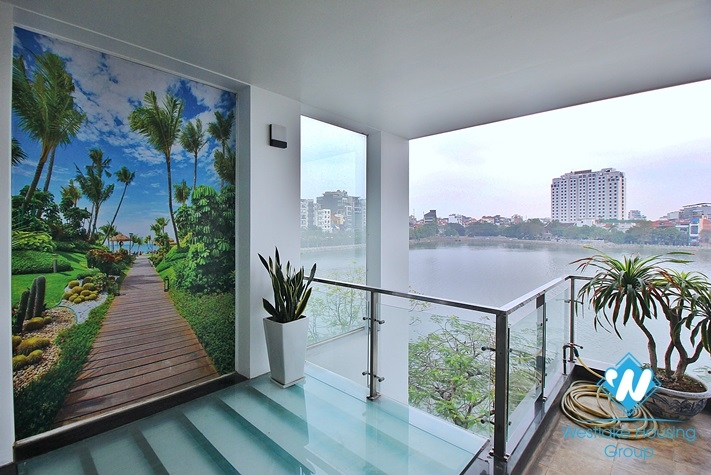 Lake view 03 bedrooms apartment for rent in Quang An st, Tay Ho district 