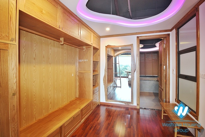 Spacious 4 bedrooms apartment for rent in To Ngoc Van st, Tay Ho