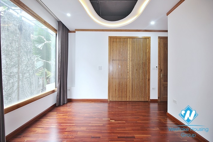 Spacious 4 bedrooms apartment for rent in To Ngoc Van st, Tay Ho