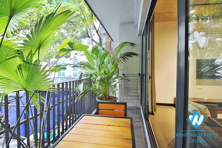 Nice 2 bedroom apartment for rent in Tu Hoa st , Tay Ho district.