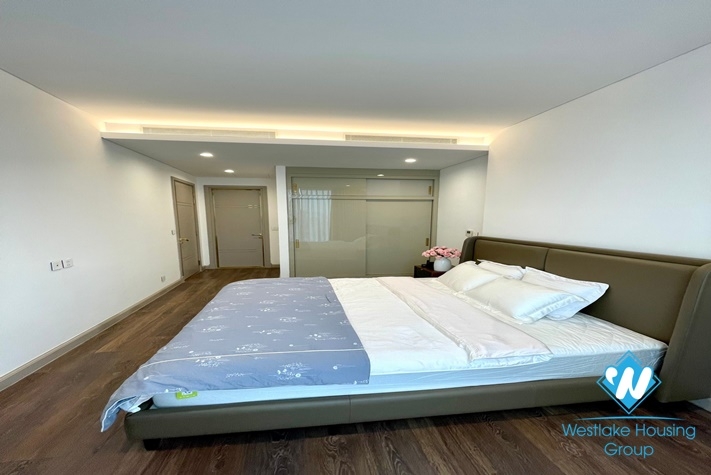 Good quality apartment for rent in S2 Tower - Sun Grand Thuy Khue st, Tay Ho District 