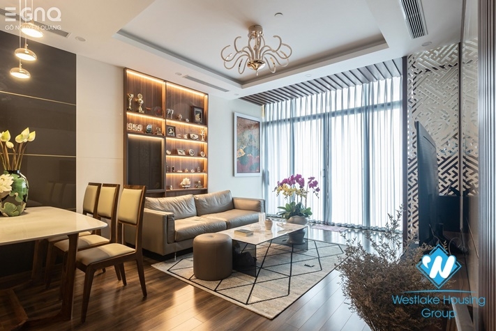 Beautifull apartment in S2A Tower, Sun Grand Thuy Khue, Tay Ho, Ha Noi