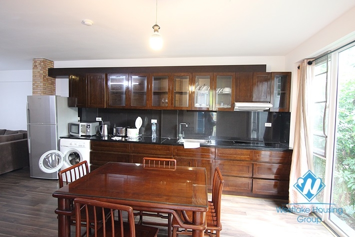 One bedroom in hight floor apartment for rent in Dang Thai Mai st, Tay Ho district.