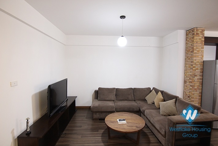 One bedroom in hight floor apartment for rent in Dang Thai Mai st, Tay Ho district.
