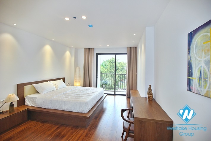 Brand new and morden 3 bedrooms apartment for rent in Tay Ho, Ha Noi