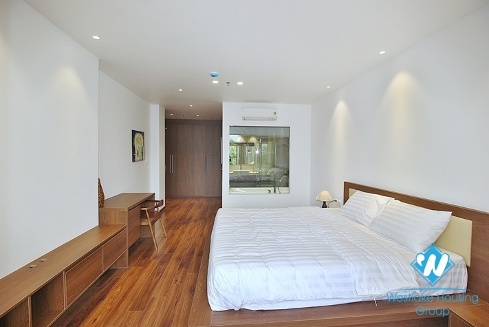 Brand new and morden 3 bedrooms apartment for rent in Tay Ho, Ha Noi