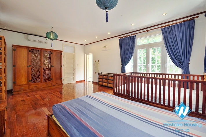 Nice four bedrooms house for rent in Tay Ho, Ha Noi