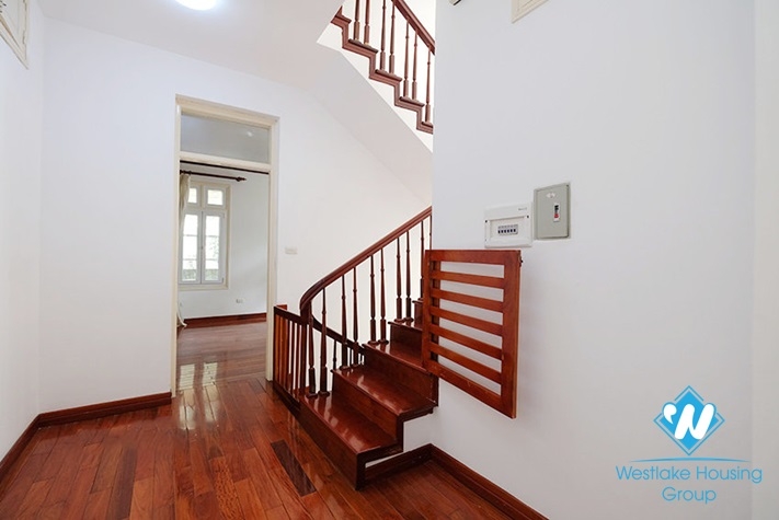 Nice four bedrooms house for rent in Tay Ho, Ha Noi