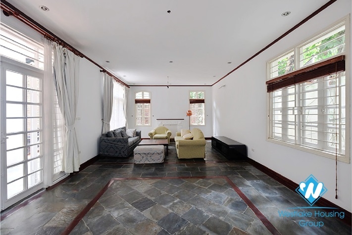 Nice four bedrooms house for rent in Tay Ho, Ha Noi