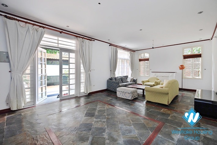 Nice four bedrooms house for rent in Tay Ho, Ha Noi